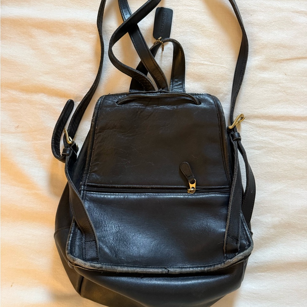 Vintage Coach leather backpack - Picture 2 of 4